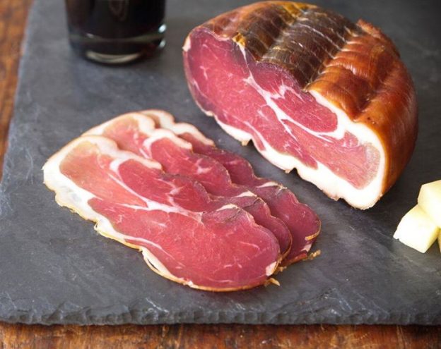 41286197_2199543000330166_5578510434094284800_o.jpg_nc_cat0oh4697b69a491297bac998cb065a6729f5oe5C154F5A